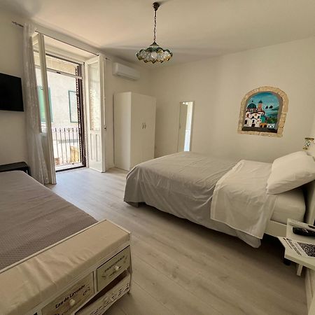 B&B Due Su Due Holiday Vietri Kültér fotó